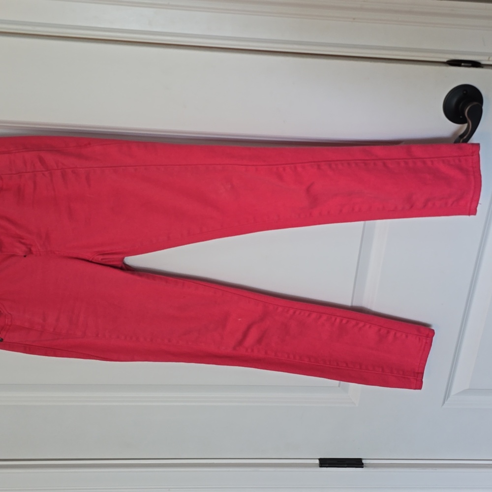 Skinny DKNY denim pants. Never worn